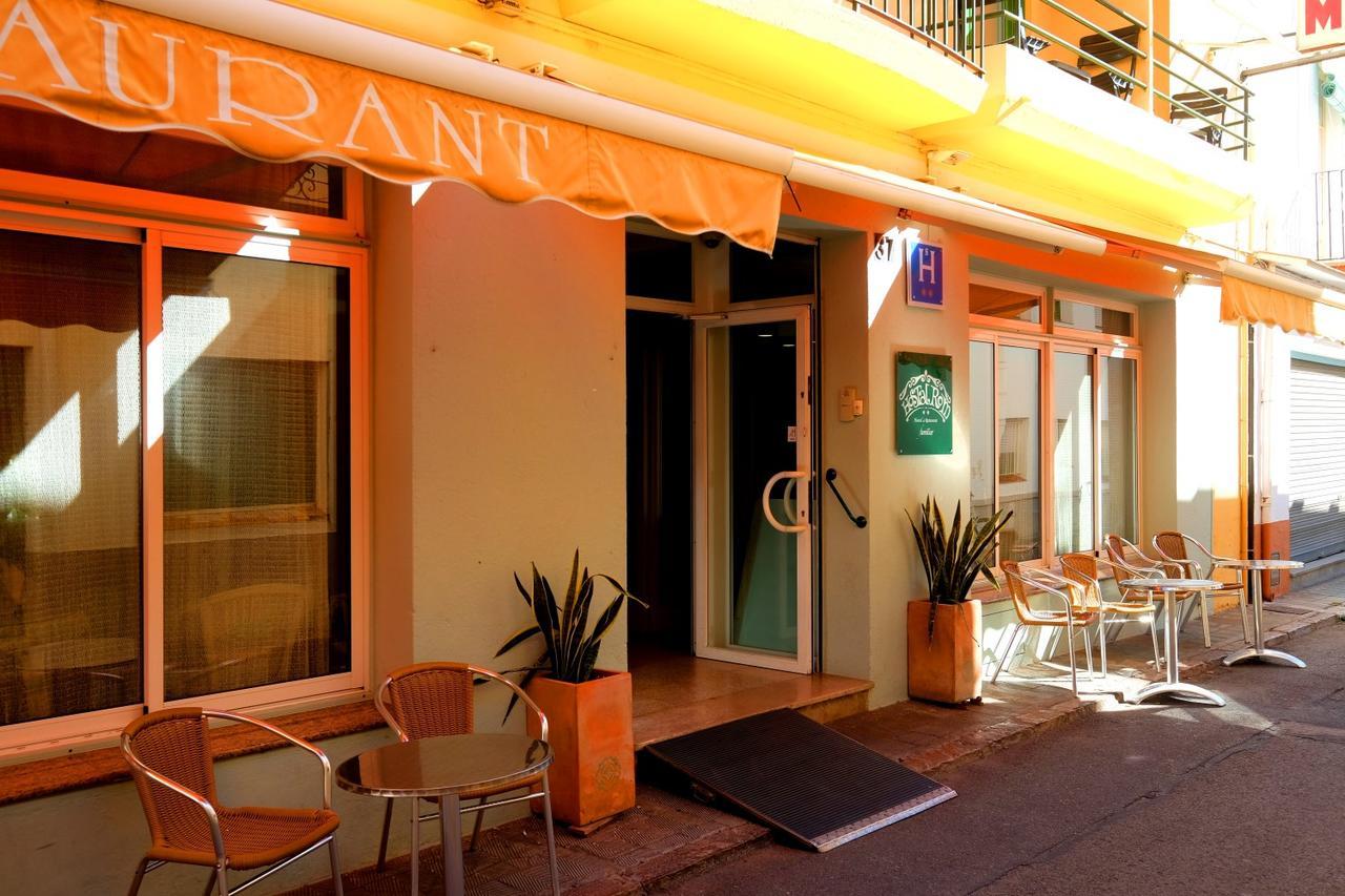 Hostal Rom Familiar Roses Zewnętrze zdjęcie